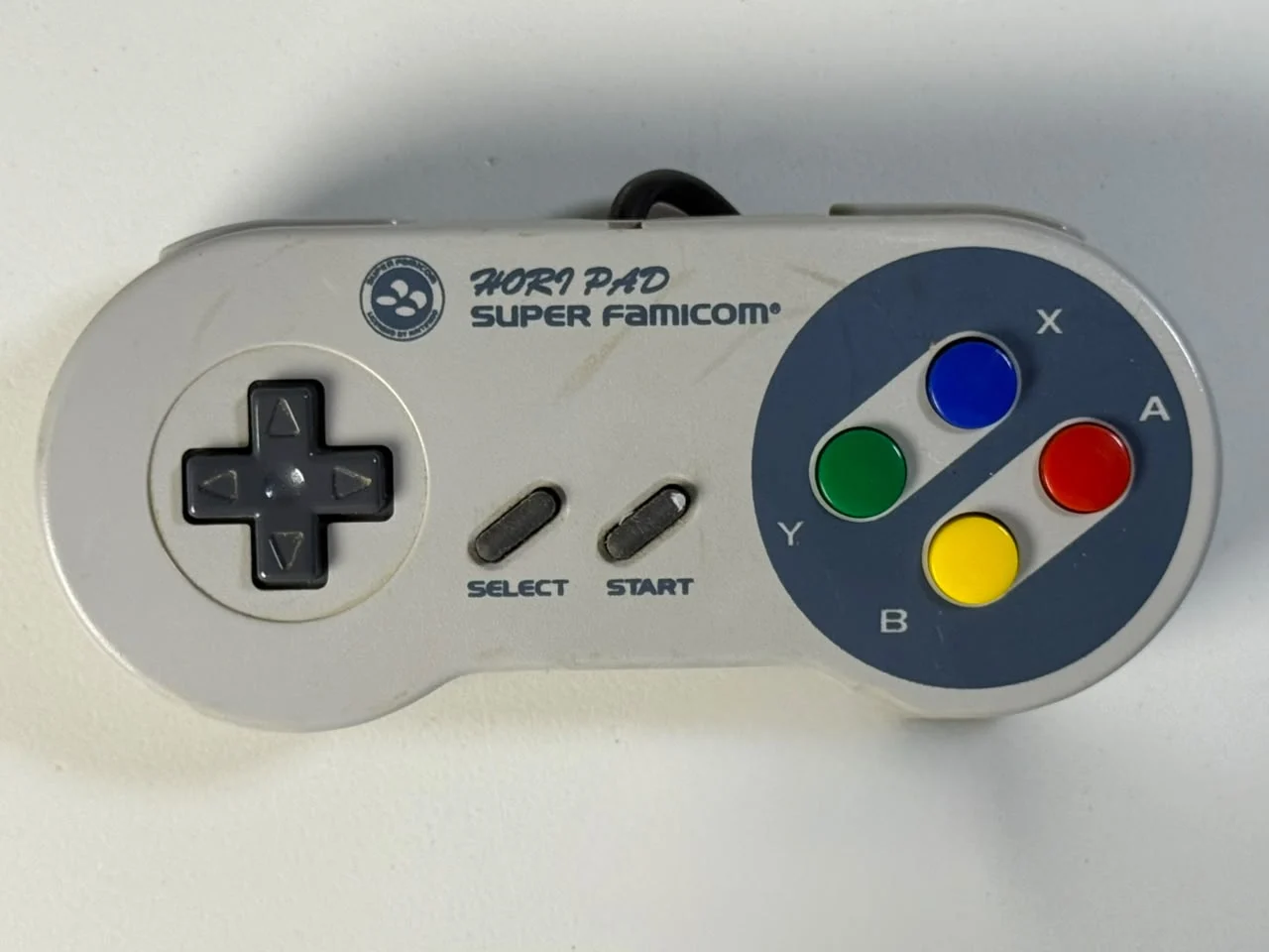 Controle Com Fio Hori Pad - Cinza