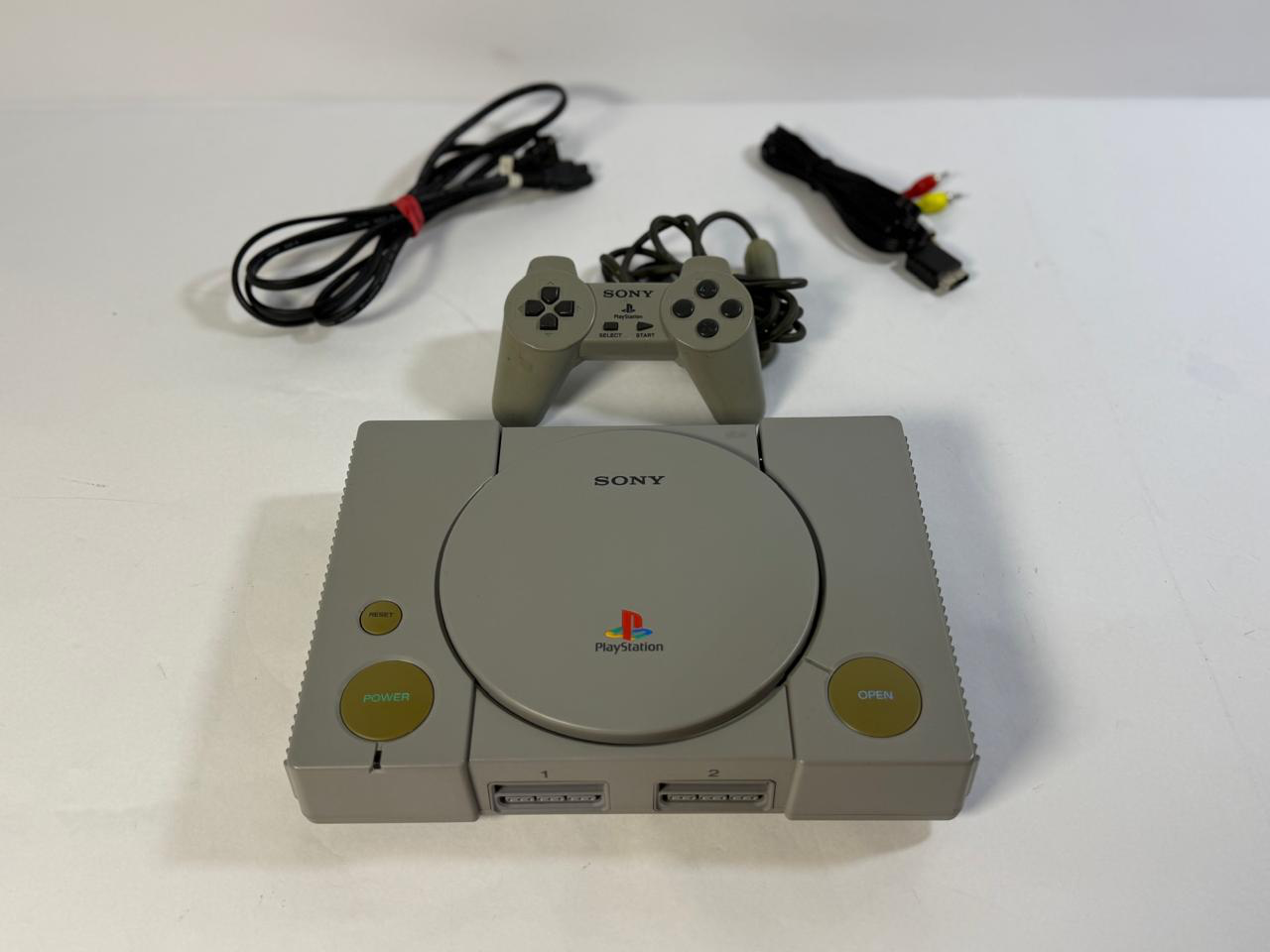 PlayStation 1 "Fat" Cinza Classico